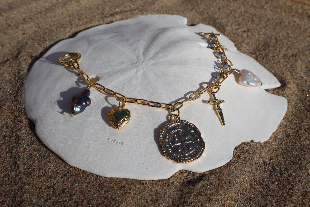 1 Corinthians 16:13-14